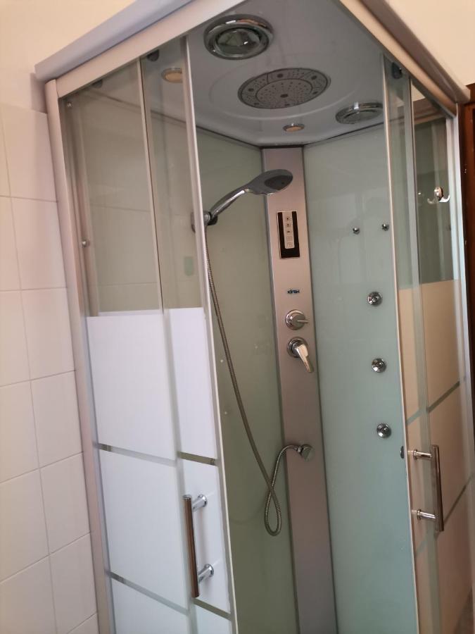 B&B Porto Vecchio Rooms - Stazione Centrale Triest Zewnętrze zdjęcie